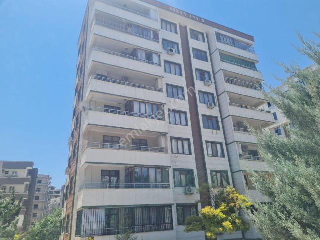 Eryavuz Dan Karaköprü Güllübağ Badıllı Taziye Evi Civarında, 3+1 Odalı, Arakat, Temiz, Karşısı Park