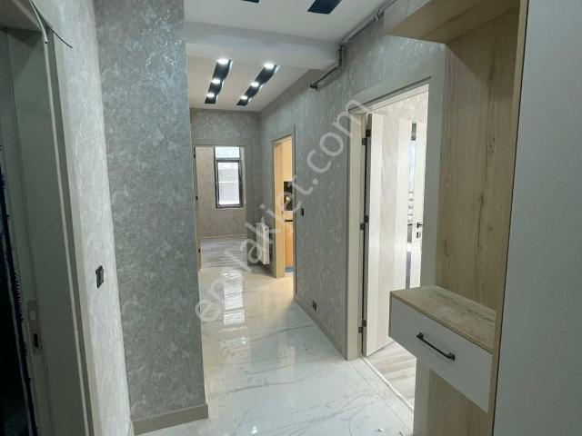 Eryavuz Dan Karaköprü Doğukent Mah.2+1 Odalı,ultra Lüks,arakat,içi Yapılı,sıfır Daire,geniş.