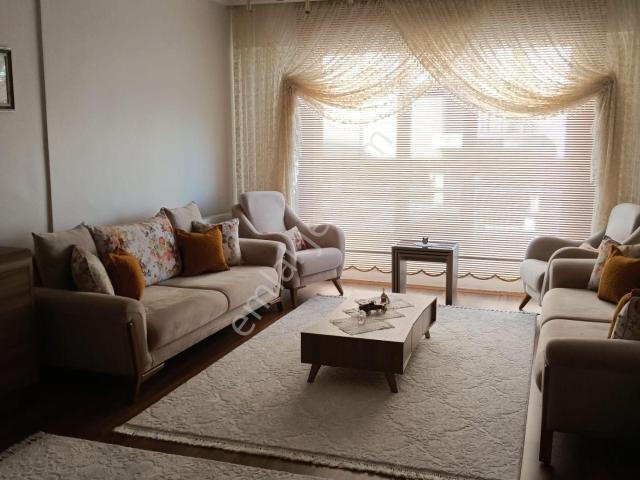 Erzurum Şehir Hastanesi Karşısında  Konum Avantajlı 3+1 Satılık Daire