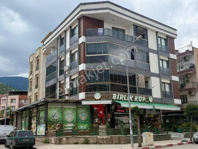 Erz'den Kemalpaşa Çevre Yolu Cepheli Asansörlü Kiralık 2+1 Daire