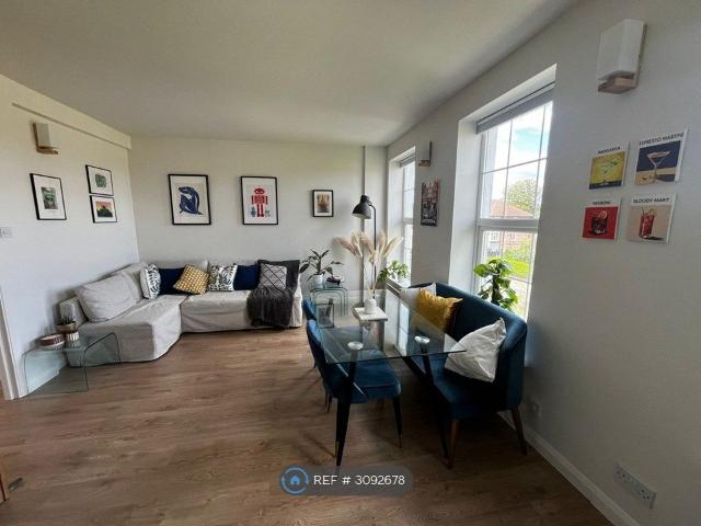 Ewell Road, Surbiton KT6, 1 bed flat to rent, £1,400 pcm | PrimeLocation