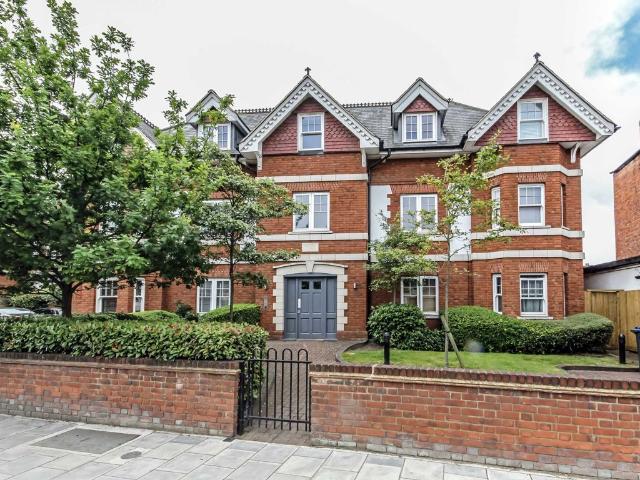 Ewell Road, Surbiton KT6, 2 bed flat to rent, £2,095 pcm | PrimeLocation