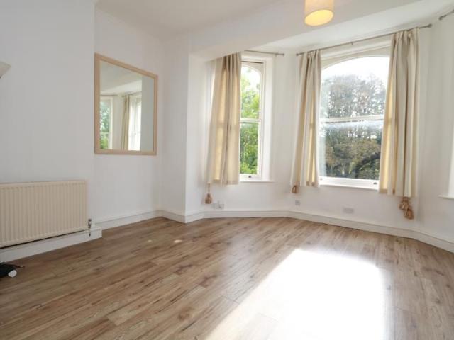 Ewell Road, Surbiton 1 bedroomProperty for lettings Seymours