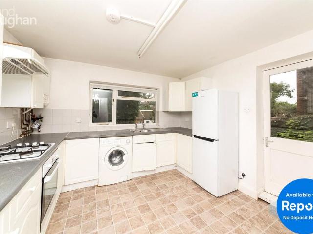 Ewhurst Road, East Sussex BN2 4 bed terraced house to rent £2,500 pcm £577 pw