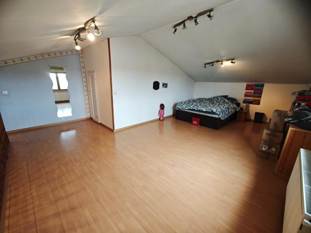 Et si cette maison cachait bien plus qu'une simple adresse