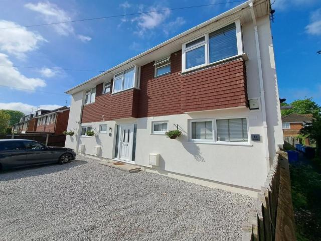 Eton Place 1 bed flat to rent £1,250 pcm £288 pw