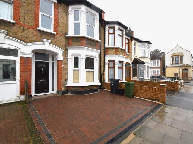 Eton Road, Ilford IG1, 3 bed terraced house to rent, £2,100 pcm | PrimeLocation