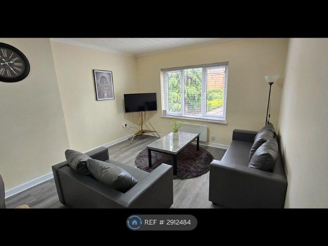 Eton, Windsor SL4, 2 bed flat to rent, £1,750 pcm | PrimeLocation