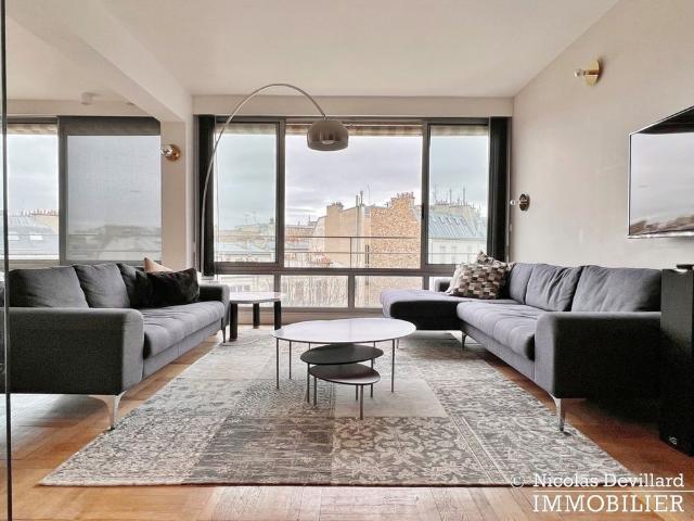 Etage élevé avec vue dégagée