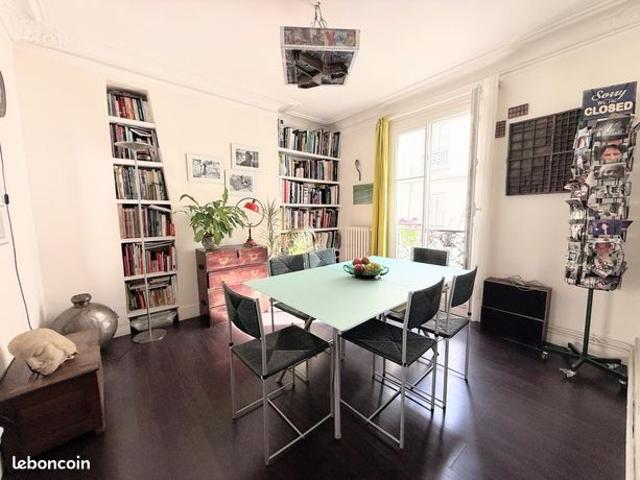 45 pièces Étage élevé, lumière et plan optimisé: un appartement idéal au quotidien