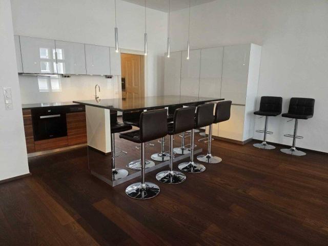 Etagenwohnung mit direktem Lift Zugang in Top Lage