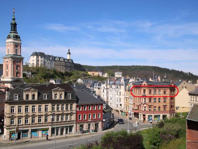 Etagenwohnung mit Einbauküche in der Altstadt