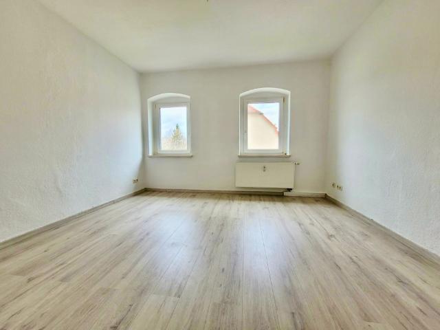 Etagenwohnung in Döbeln: Traumhafte 2 Zimmer Wohnung in ruhiger Lage erwartet Sie!