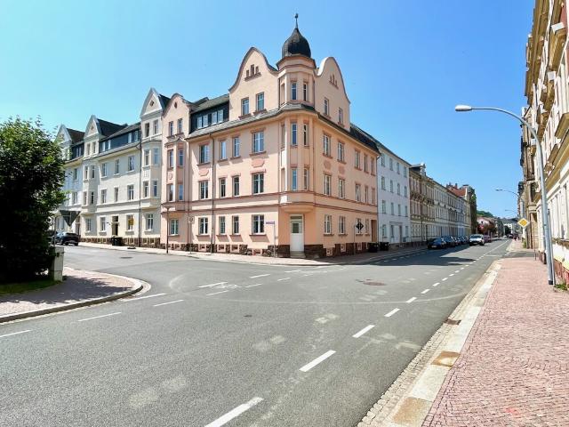 Etagenwohnung in Döbeln: Zentrale 2 Zimmer Wohnung mit Balkon und Wanne/Dusche!