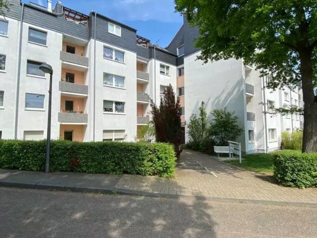 Etagenwohnung: 1 Zimmer Bugenhagenstraße53 in Köln Vivawest GmbH