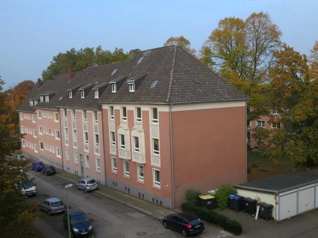 Etagenwohnung: 2 Zimmer Am Alfredspark9 in Essen Vivawest GmbH