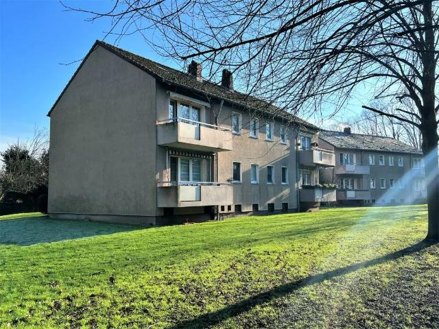 Etagenwohnung: 3 Zimmer Ahrstraße107 in Duisburg Vivawest GmbH