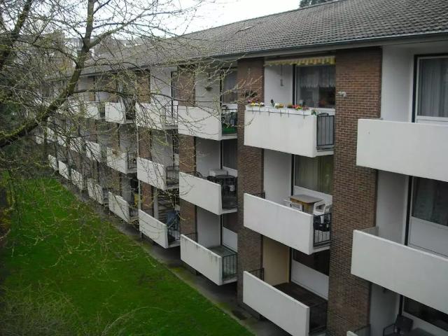 Etagenwohnung: 3 Zimmer Am Langen Weiher51 in Düsseldorf Vivawest GmbH