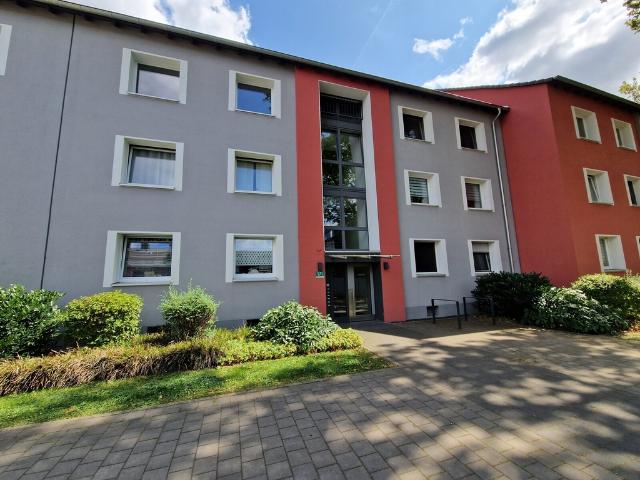 Etagenwohnung: 3 Zimmer Emmericher Straße171 in Duisburg Vivawest GmbH