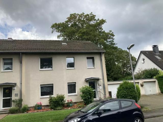 Etagenwohnung: 3 Zimmer Kösliner Straße5 in Mülheim Vivawest GmbH