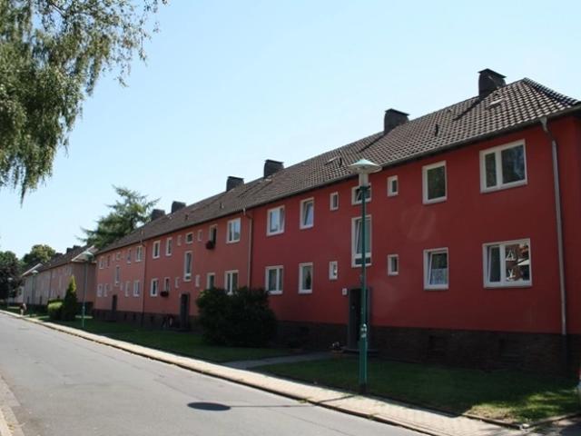 Etagenwohnung: 3 Zimmer Lohstraße19 in Duisburg Vivawest GmbH