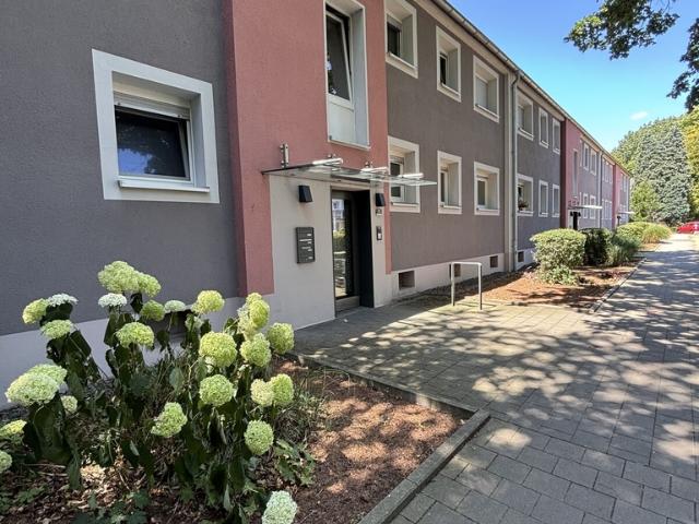 Etagenwohnung: 3 Zimmer Siebenbürgener Straße13 in Duisburg Vivawest GmbH