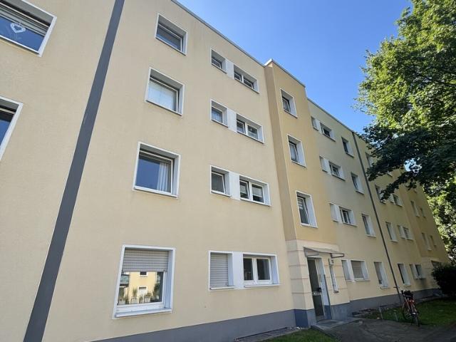 Etagenwohnung: 3 Zimmer Waldenburger Straße20 in Moers Vivawest GmbH