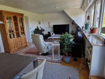 Etagen Dachgeschosswohnung