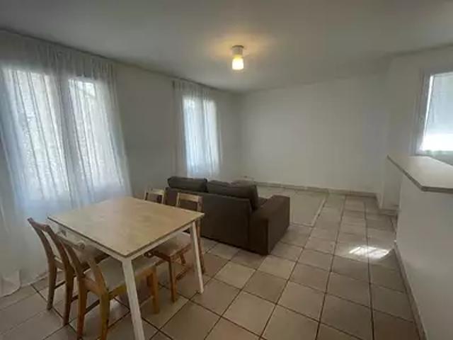Etampes 91150 Location appartement 2 pièces t2 parking