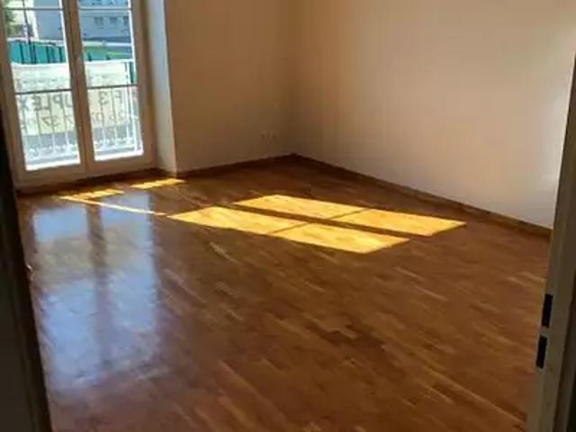 Etampes 91150 Location appartement 3 pièces t3 parking