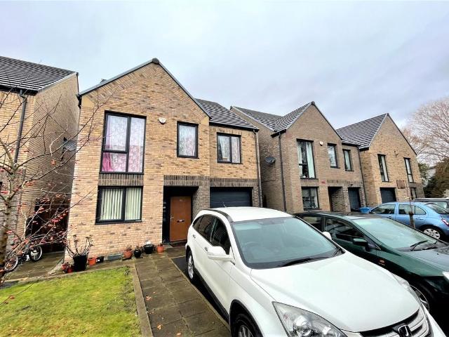 Etchells Road, West Timperley, Altrincham WA14, 4 bed detached house to rent, £2,000 pcm | PrimeLocation
