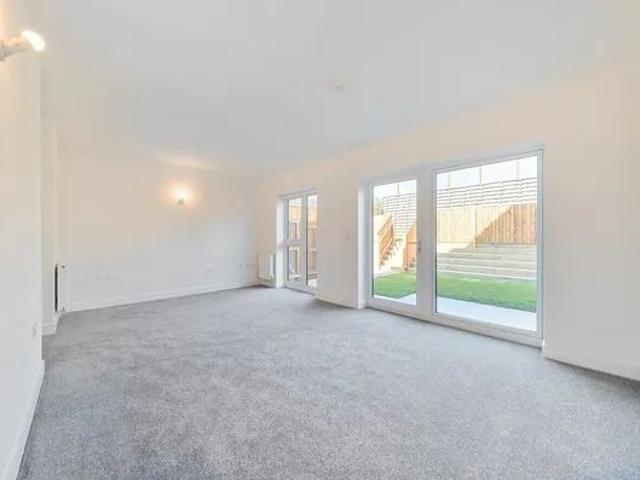 Ethel Carnie Road, Barrowford, BB9