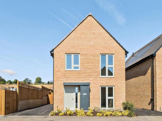Ethel Carnie Road, Nelson, BB9 4 bed detached house to rent £1,600 pcm £369 pw