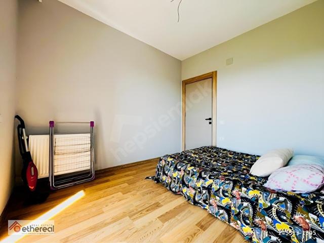 ETHEREAL'DEN ÇEŞMELİ'DE SİTE İÇİ HAVUZLU AÇIK OTOPARKLI 1+1DAİRE
