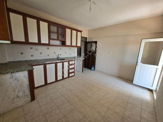 Ethiye Çamköy De 170 M2 3+1 Ayrı Mutfak Ara Kat Kiralık Daire