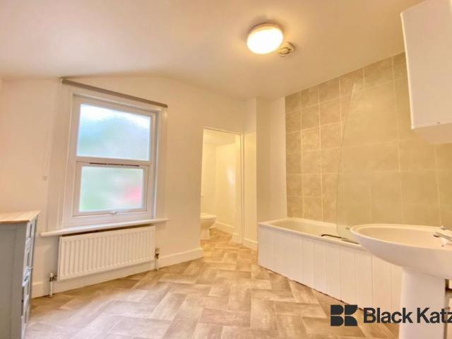 Ethnard Road, Peckham SE15, 5 bed town house to rent, £4,983 pcm | PrimeLocation