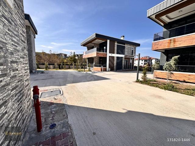 ETİMASGUT BAĞLICA 290m24+1 MUSTAKİL BAHÇELİ SIFIR SATILIK VİLA