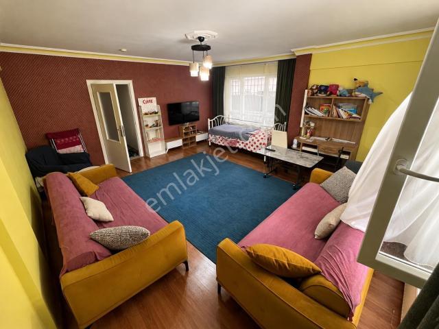 Etiler Mahallesinde Bahçeli & Otoparklı 3+1 Bağımsız Daire