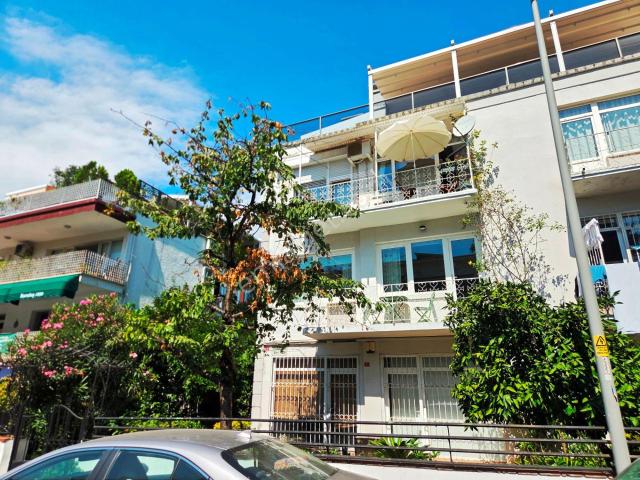 Etiler'de 1.kat Özel Dekorlu Balkonlu Kombili 95m2 Kiralık 2+1