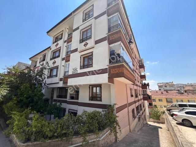 Etimesgut Alsancak Mahallesinde Satılık 3+1 Daire