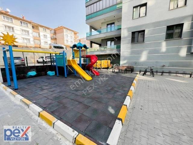 Etimesgut Piyade Mah'de Boş Güvenlikli Yapılı 3+1 Satılık Daire