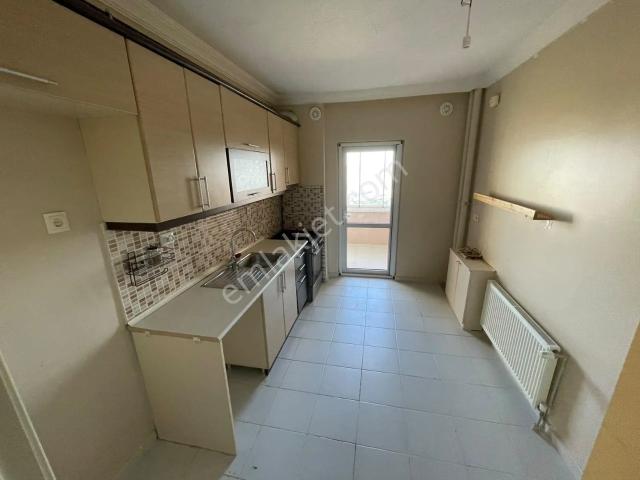 Etimesgut Yapracık Tokide 3+1 Asansörlü 10.kat Ful Yapılı Manzaralı Daire