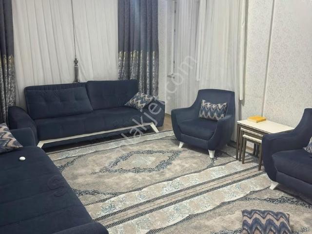 Çetin Emlak'tan.akkentin En Gözde Konumunda Fırsat Ara Kat Daire