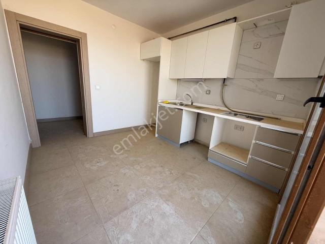 Çetin Gayrimenkulden Önsen Toki Kiralık 3+1 Daire