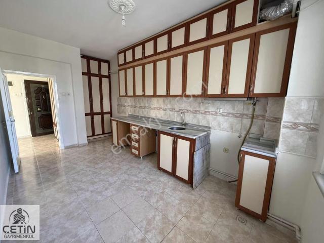 Çetin Gayrimenkulden Binevler Cuma Pazarı Üstü Satılık 3+1 Daire