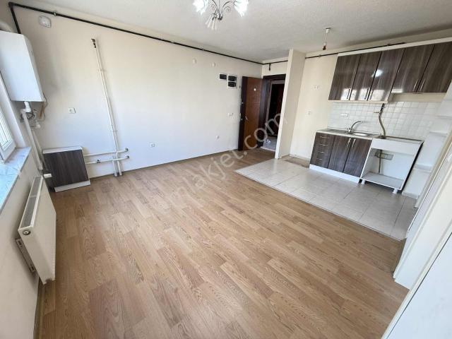 Çetin Gayrimenkulden Karacasu Tokide Kiralık Eşyasız 1+1 Daire