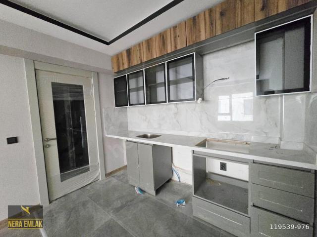 ETLİK'TE SIFIR! Ş.HASTANESİ YAKININDA KATTA YERDEN ISITMALI 1+1