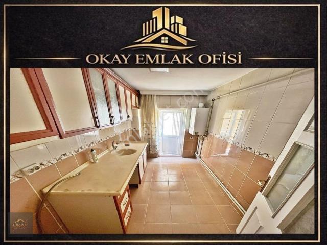 Etlik Caddesi Üzeri Fırsat Kiralık Altında Daire Olan Balkonlu 2+1
