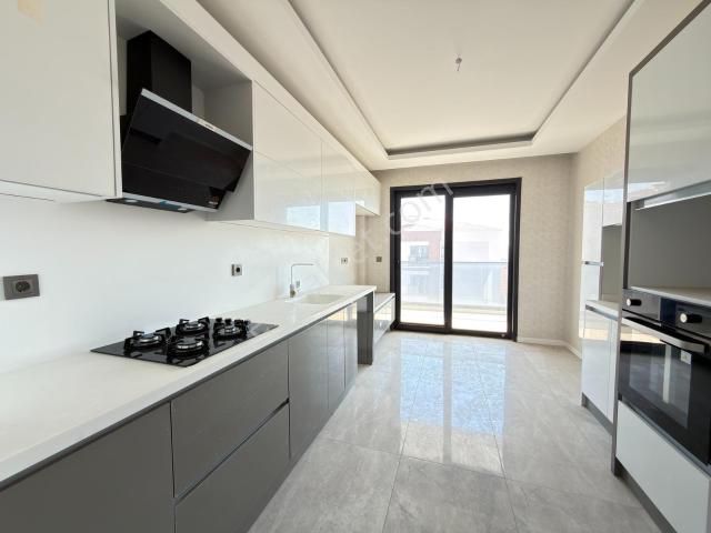Etlik Şehir Has Yakını Yerden Isıtma & Ebeveyn Banyolu 4+1 155m²
