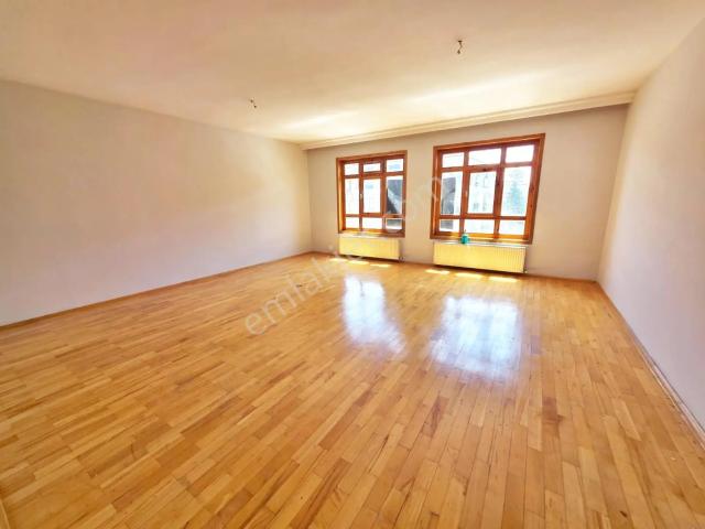 Etlik Şehir Has Antares Avm Yakını 4+1 Yapılı Kiralık Daire